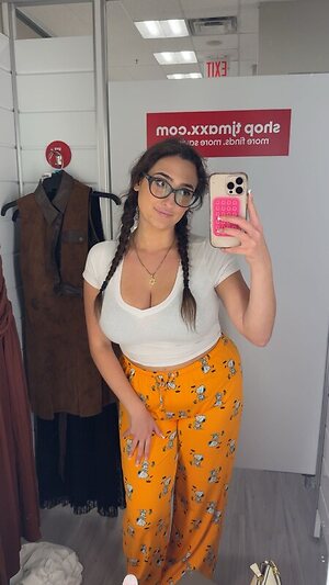 qveenjulia leaked photo #90