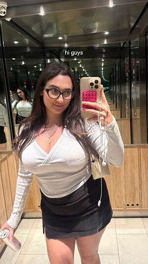 qveenjulia