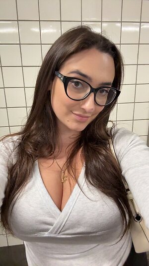 qveenjulia leaked photo #100