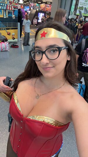 qveenjulia leaked photo #128