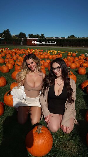 qveenjulia leaked photo #148