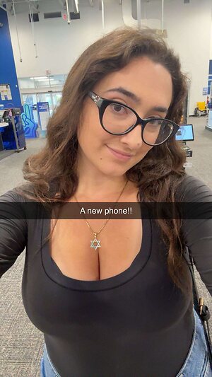 qveenjulia leaked photo #159
