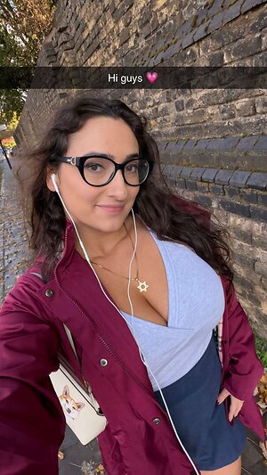 qveenjulia