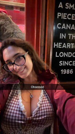 qveenjulia leaked photo #222