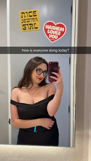 qveenjulia leaked photo #235