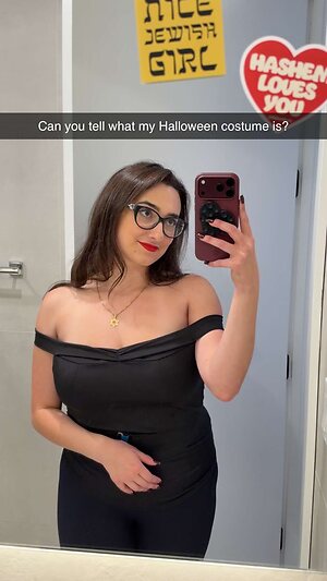 qveenjulia leaked photo #236
