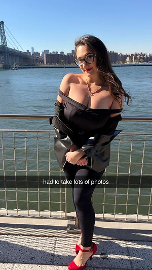 qveenjulia leaked photo #244
