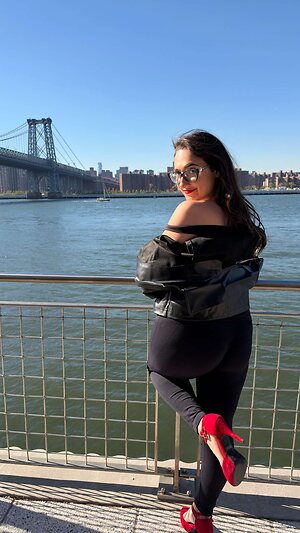 qveenjulia leaked photo #246