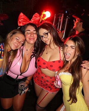 qveenjulia leaked photo #256