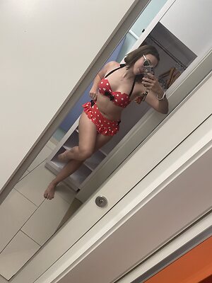 qweeneevee leaked photo #33