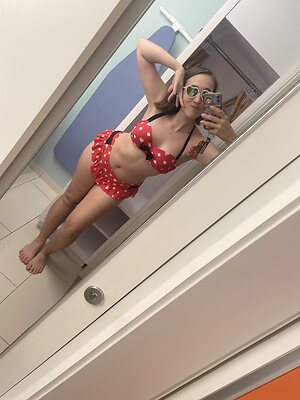 qweeneevee leaked photo #34