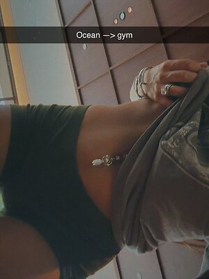 Rachel Bush leaked photo #6