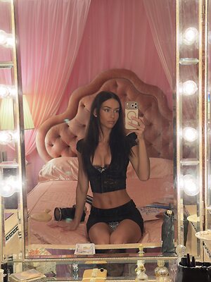 Rachel Cook leaked photo #2345