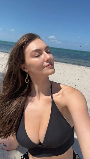 Rachel Michelle Pizzolato Nude Leaked Photo #33