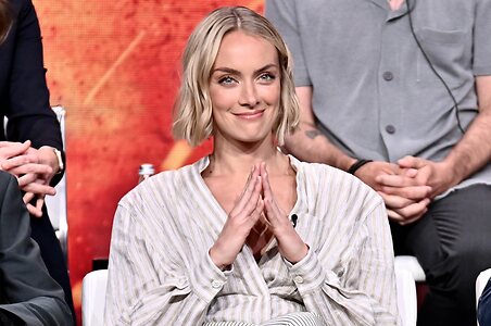 Rachel Skarsten leaked photo #4