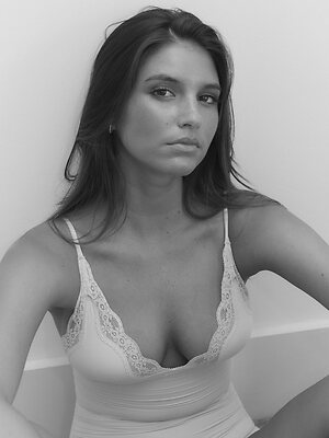 Rachelle Van Waardhuizen leaked photos
