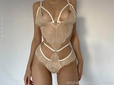 Raducu Mihaela Nude Leaked Photo #117