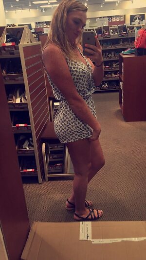 Raelyne leaked photo #15