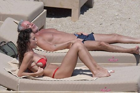 Raffaella Fico leaked photo #16