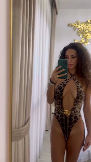 Raffaella Modugno leaked photo #63
