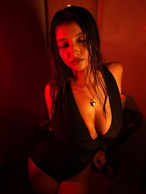 Rashi Singh leaked photo #3