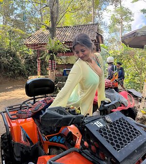 Rashi Singh leaked photo #19