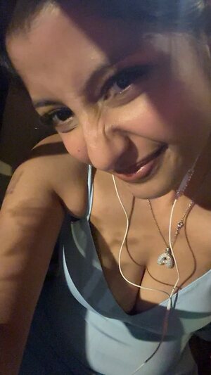 Rashi Singh leaked photo #59