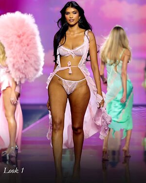 Ravleen Varghese leaked photo #2