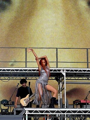 Ravyn Lenae leaked photo #31