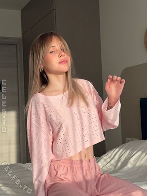 Raychel Kiss Nude Leaked Photo #29