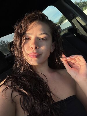 Realrissa leaked photo #9