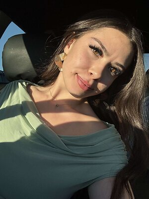 Realrissa leaked photo #52