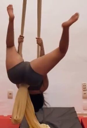 Rebeca Barreto leaked photo #3
