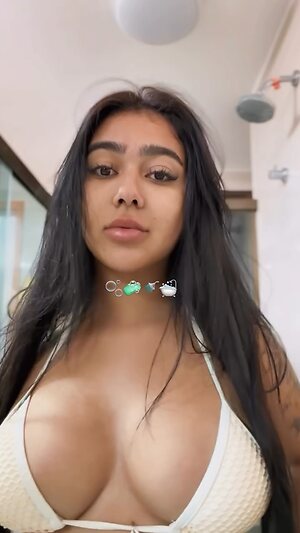Rebeca Barreto leaked photo #26