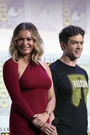 Rebecca Romijn leaked photo #51