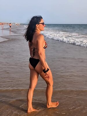 Rebecca Sarker leaked photo #50