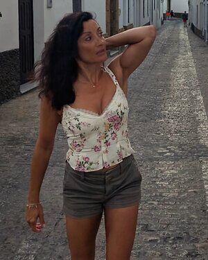 Rebecca Sarker leaked photo #74