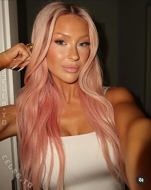 Rebecca Schmidt Nude Leaked Photo #6