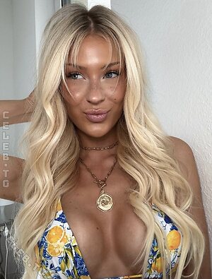 Rebecca Schmidt Nude Leaked Photo #15