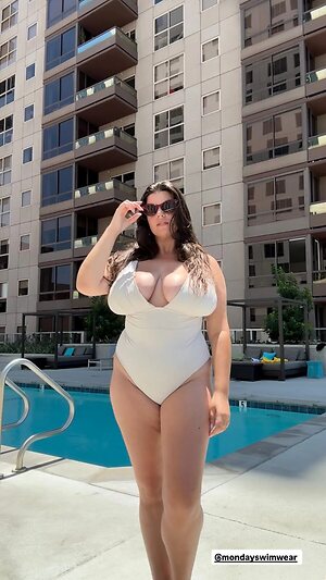 Rebecca wolf Nude Leaked Photo #85
