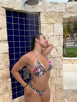Rebecca leaked photo #3