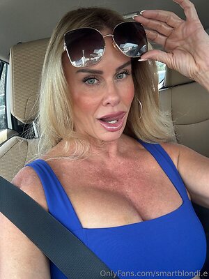 Rebeccalynne_d leaked photo #2