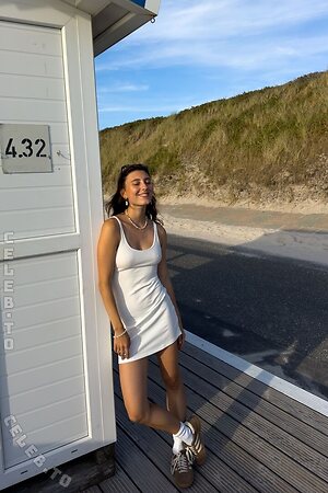 rebeccasbrow photo