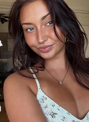 Reddit girls who has a secret NSFW account or deleted nudes