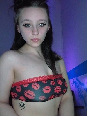 Reddit girls who has a secret NSFW account or deleted nudes