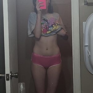 Reddit girls who has a secret NSFW account or deleted nudes leaked photo #254