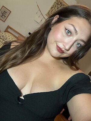 Reddit girls who has a secret NSFW account or deleted nudes leaked photos