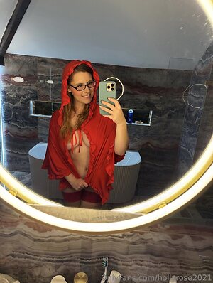 Redheadhollyrose leaked photo #49