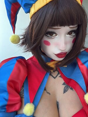 Redroomromance leaked photo #52
