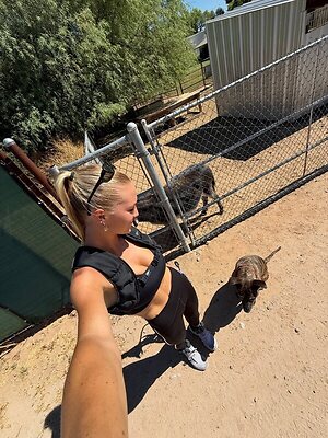 Reese Johnson leaked photo #9